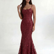 Red Noir Éclipse Gown