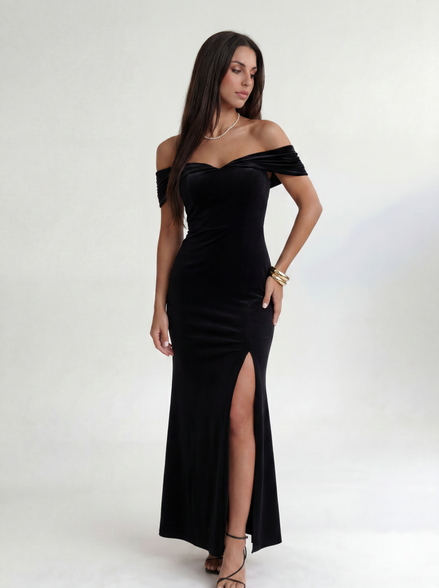 Obsidian Allure Gown
