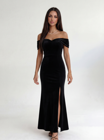 Obsidian Allure Gown
