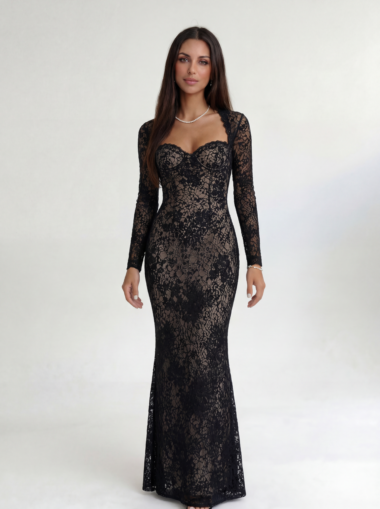 Cavelle Noire – Black Crimson Obsession Gown