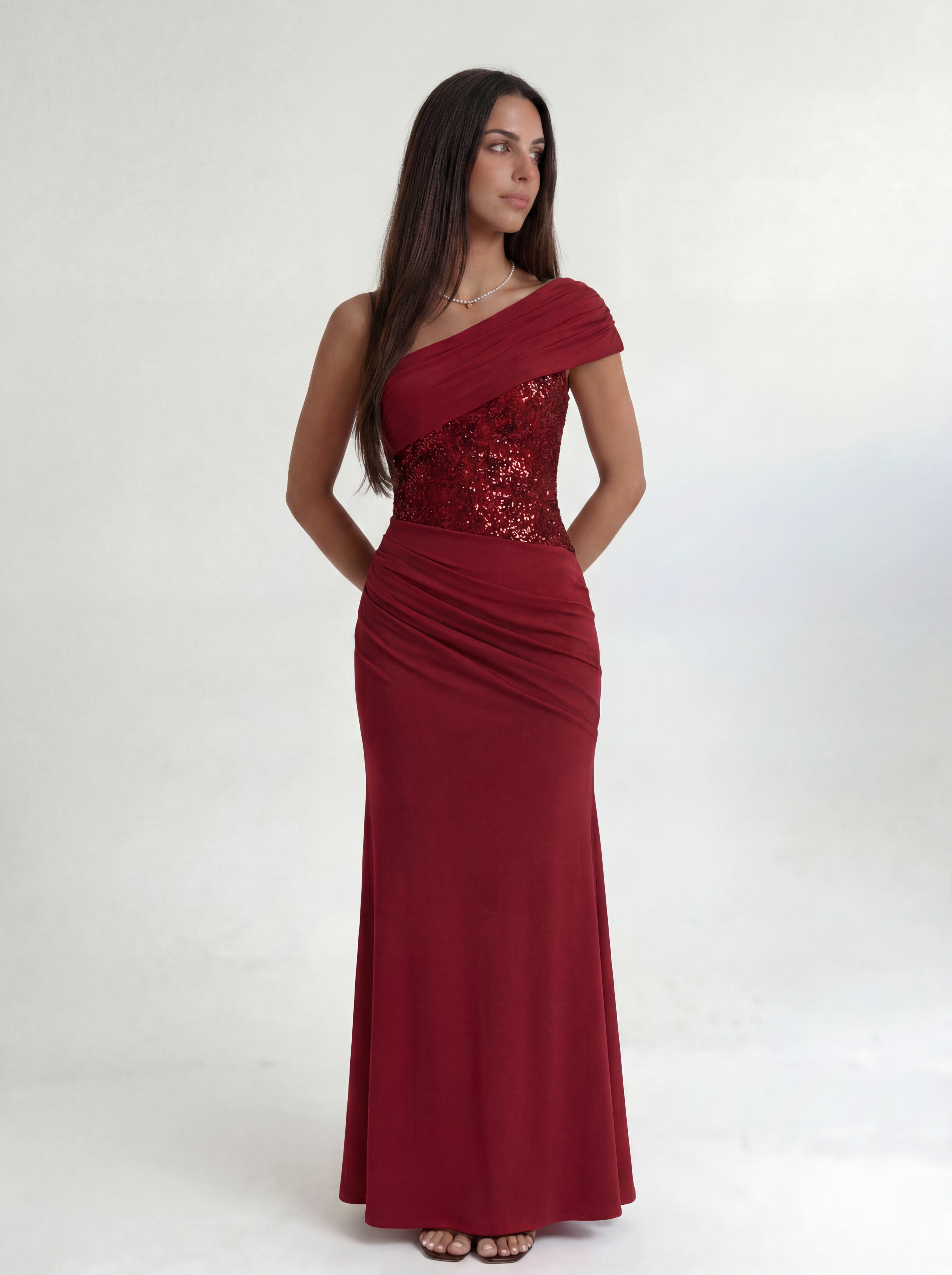 Cavelle Noire – Red Rouge Élégance Gown