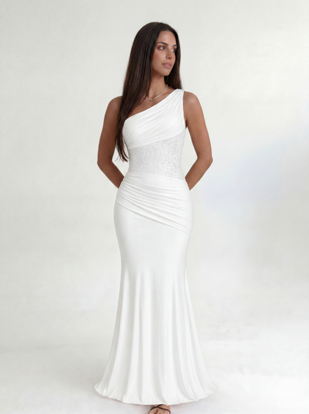White Rouge Élégance Gown