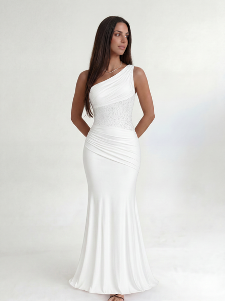 White Rouge Élégance Gown