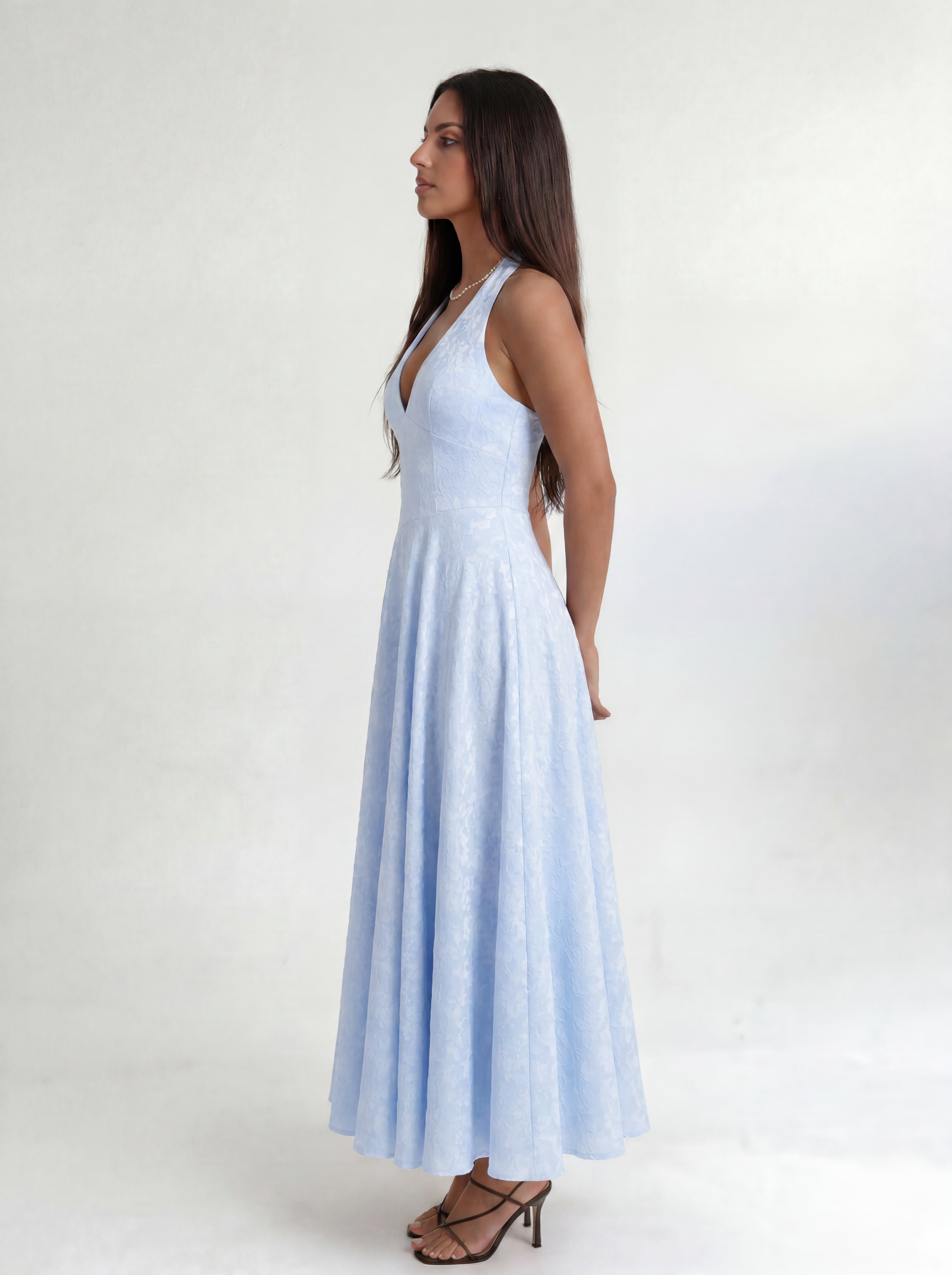 Cavelle Noire – Azure Elara Halter Midi Dress